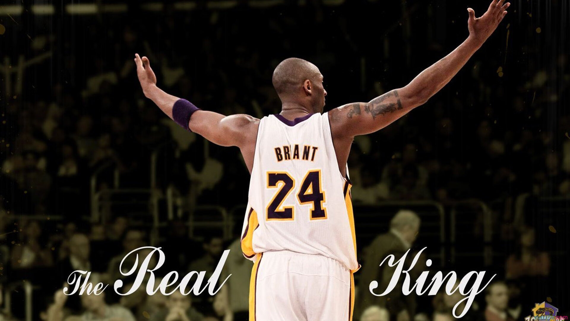 开云电竞登录-英超场面火爆，精彩逆转和神级扑救令人振奋，英超 激烈